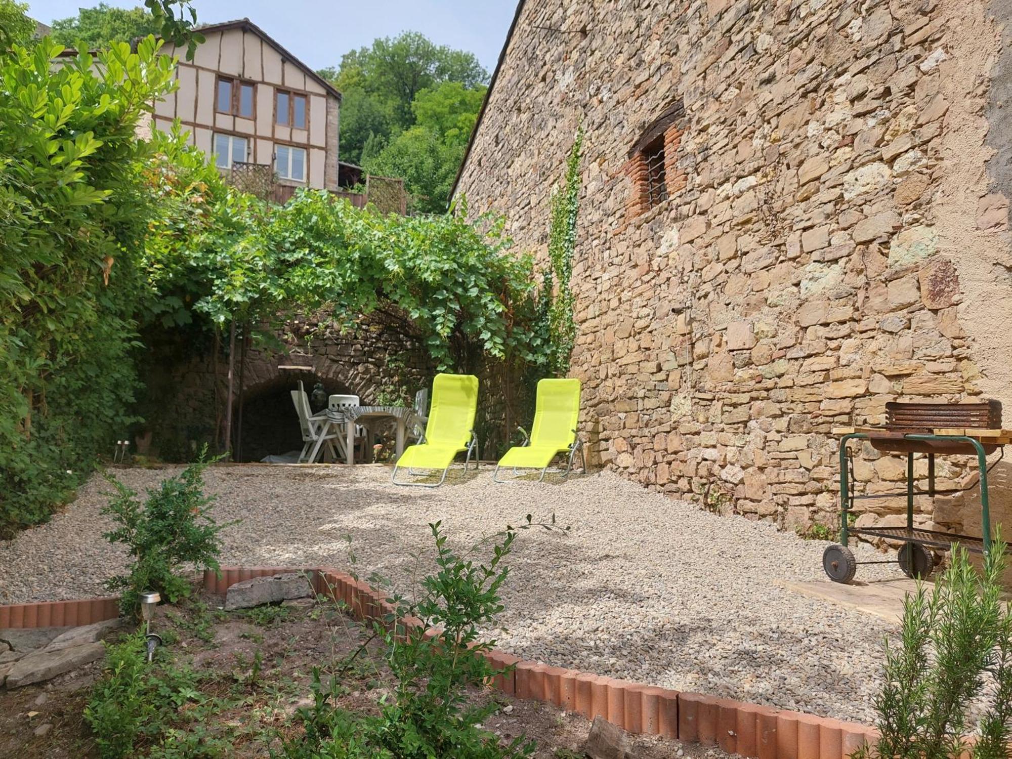 Maison Atypique A Cordes-Sur-Ciel 2 Chambres ห้อง รูปภาพ